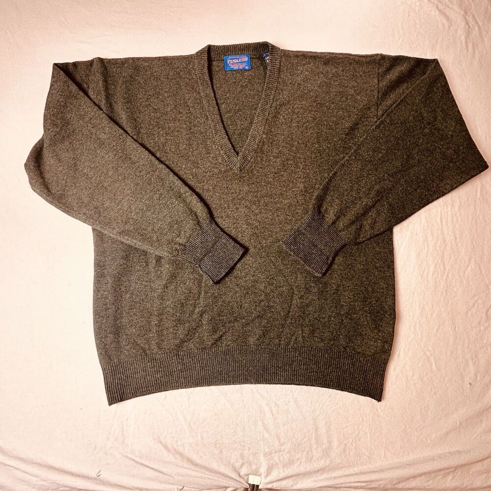 Pendleton 100% Wool Men’s XL Green V Neck Sweater